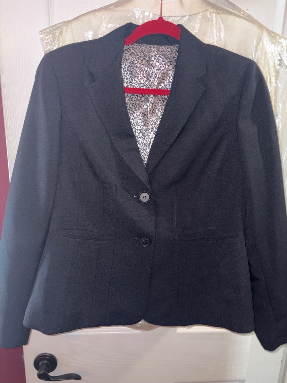 Classic Black Women's Blazer - Sleek Professional Jacket